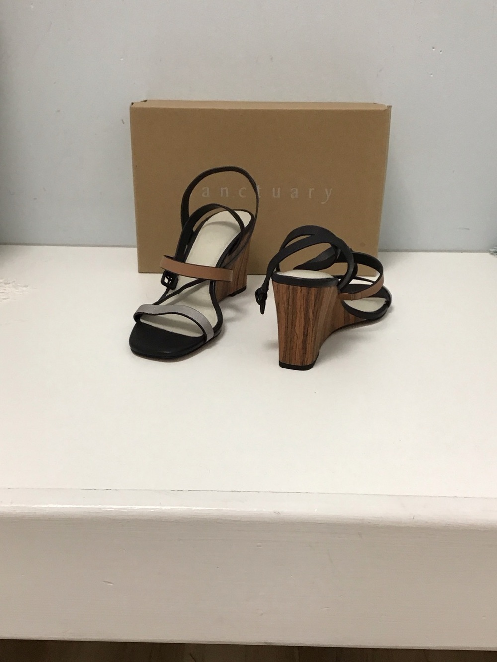 Sanctuary sa-wink Black, Tan & Cream Strappy Wood-Effect Block Heel Sandals